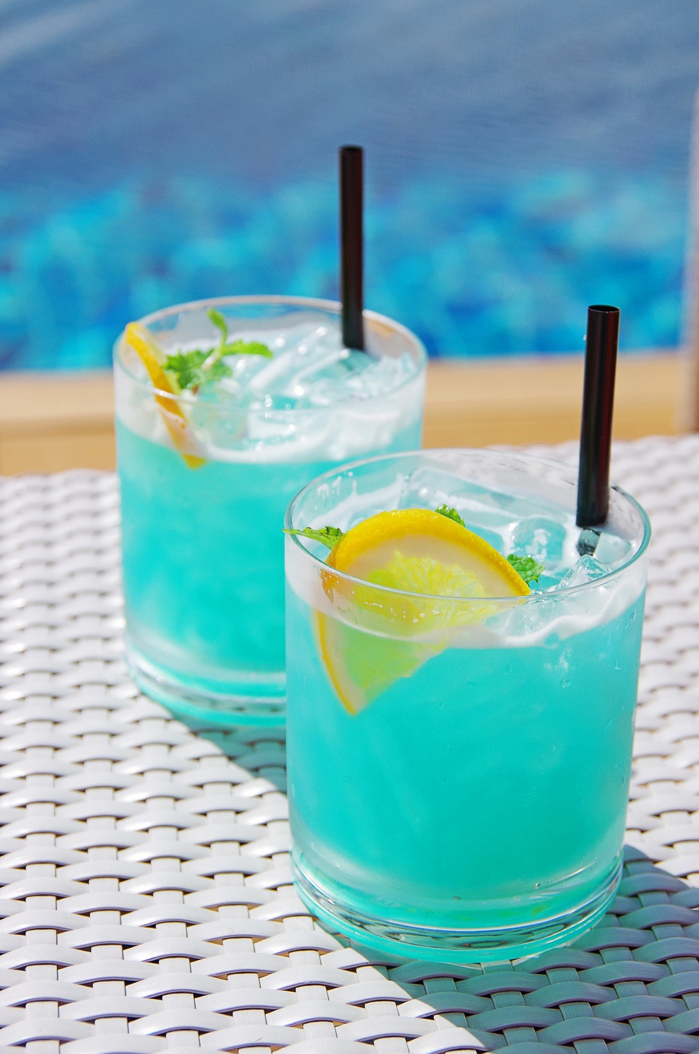 Skyline Corner Bar