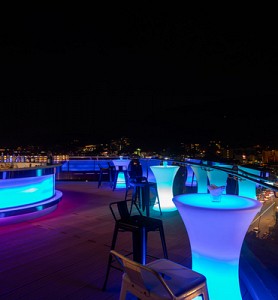 Skyline Corner Bar