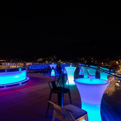 Skyline Corner Bar